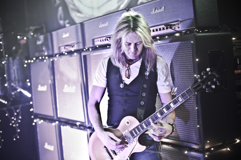 Whitesnake – TOTAL GUITAR