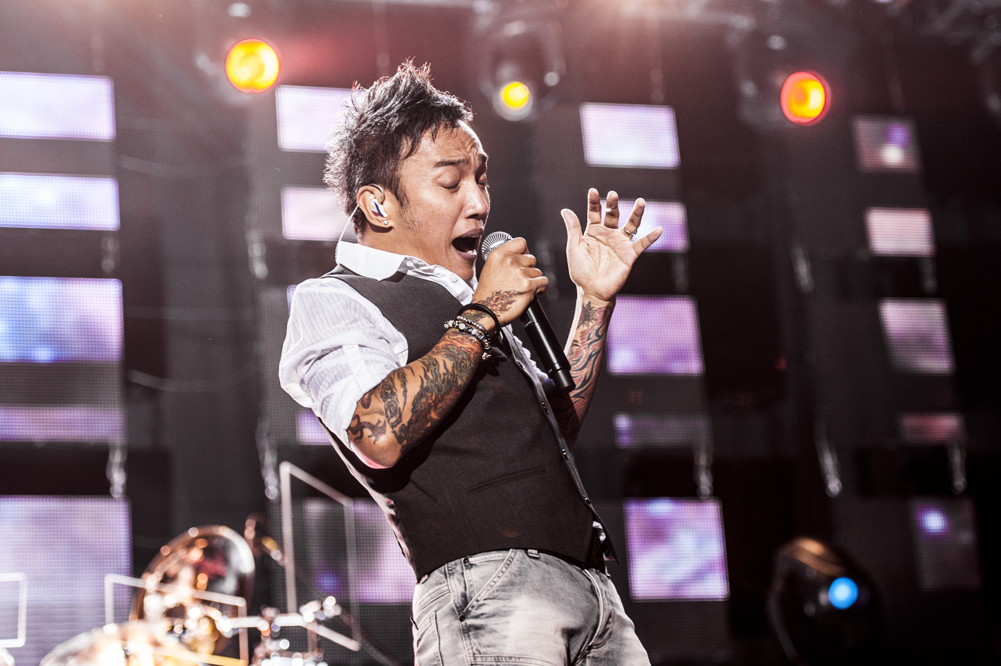 Journey at Cardiff Motorpoint Arena
